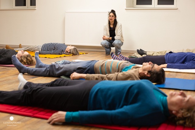 http://www.lesamisdu7.com/site/images/stories/Programme-Saison-2025-2026/Feldenkrais-2.jpeg